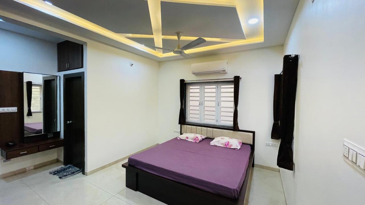 Luxurious 3 Bhk Villa In Bhuj - Shivani Homestay Екстериор снимка